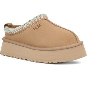 UGG Tazz Platform Slippers size 8